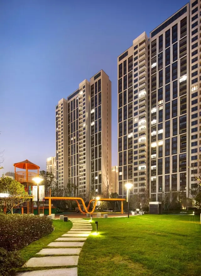 上海瑞虹新城九号地块·怡庭，，，，，，，*获得奖项：提名奖-栖身修建类